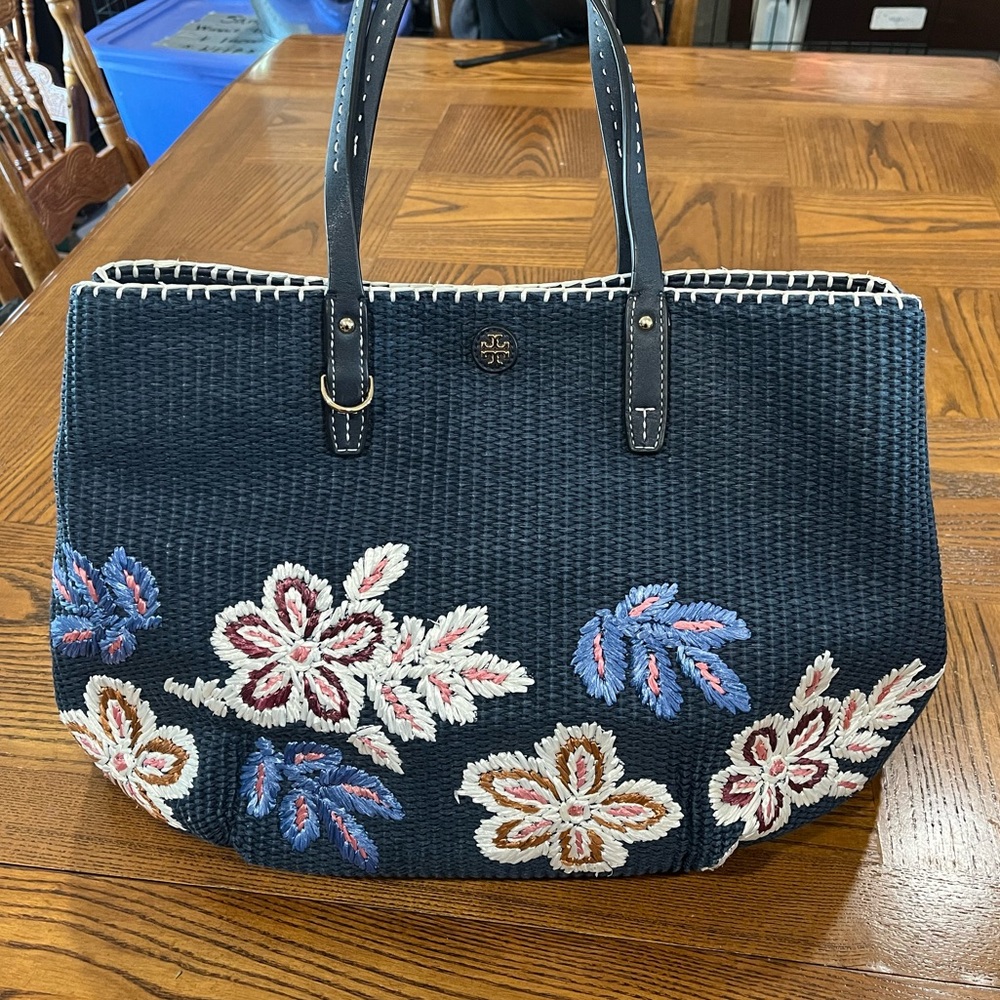 Tory Burch Kerrington Straw Tote- Navy